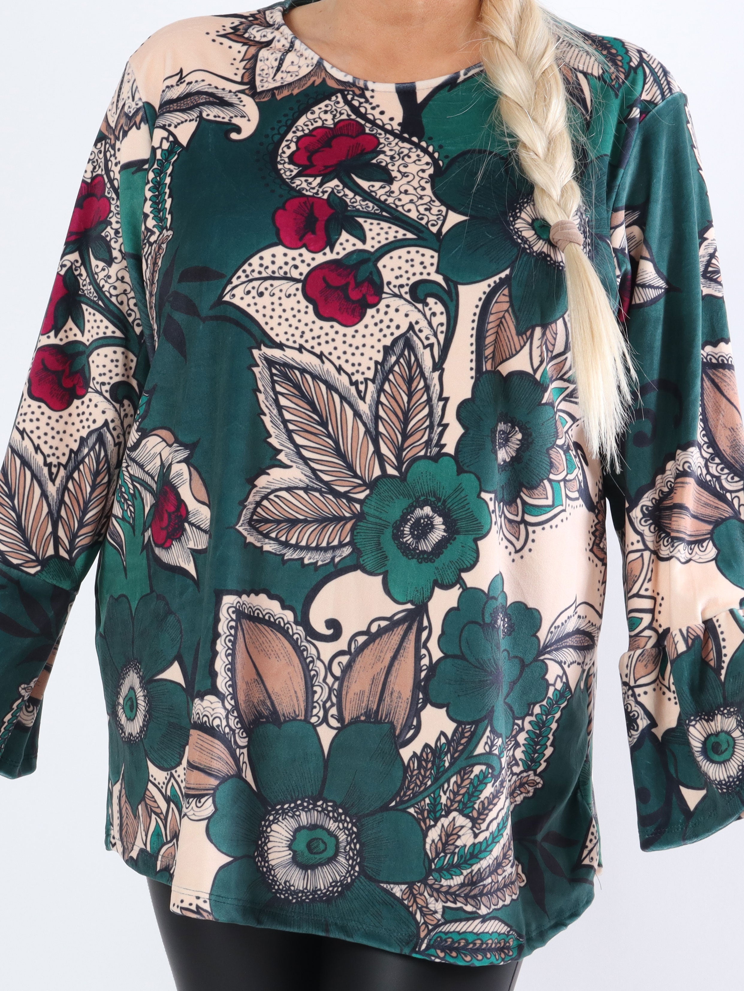 Romana - Blød plus size bluse med mønster